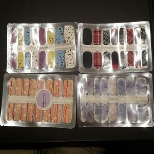 4-Pack of Holidays Nail Wraps. No UV Lamp Required!